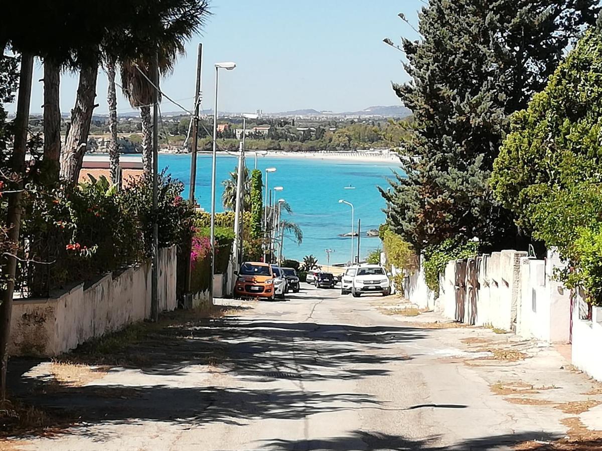 Villa Le Stelle Di Orione Fontane Bianche Exterior foto